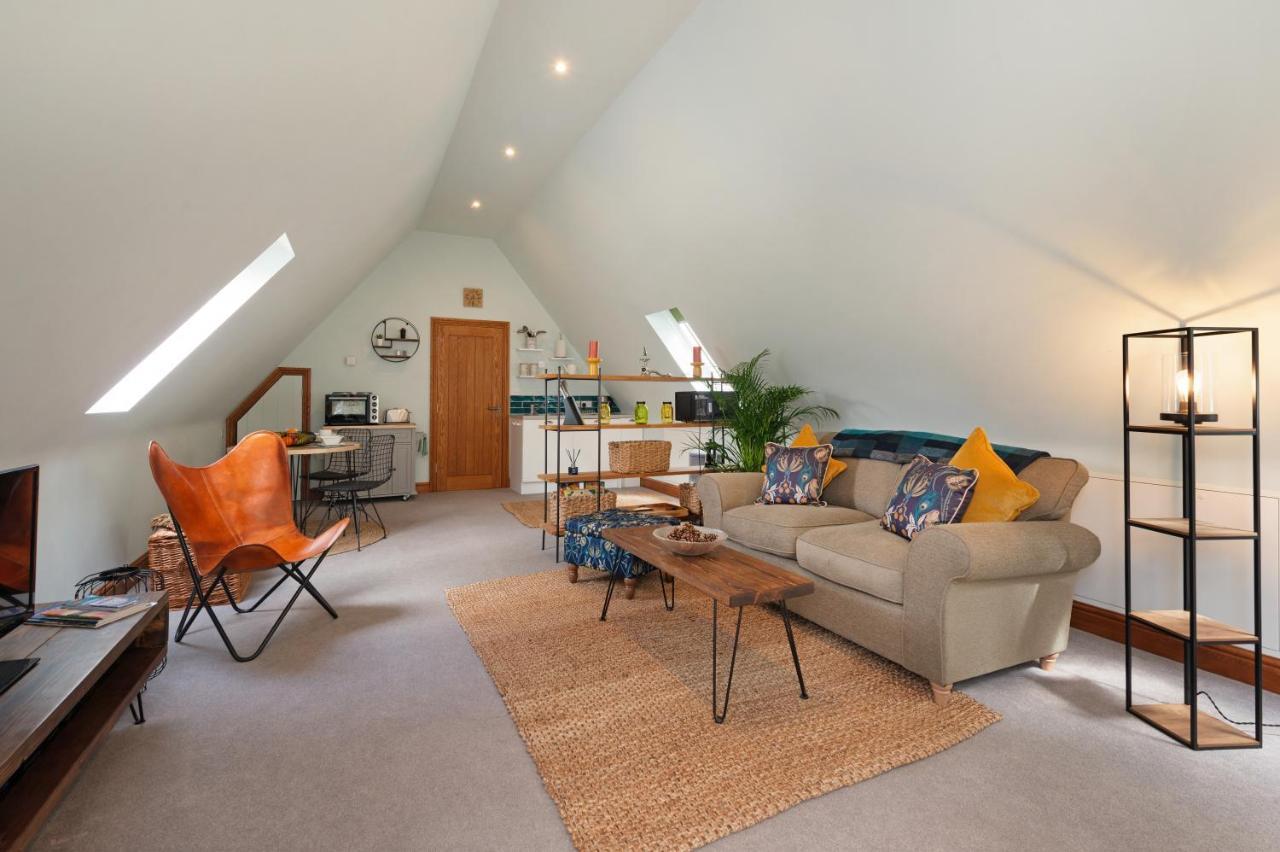 Stunning Studio, Canterbury Bagian luar foto